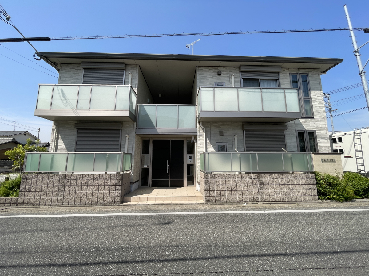 物件番号:1076726146 大手ハウスメーカー施工の築浅ハイツ　設備充実　オートロック付き　角部屋です