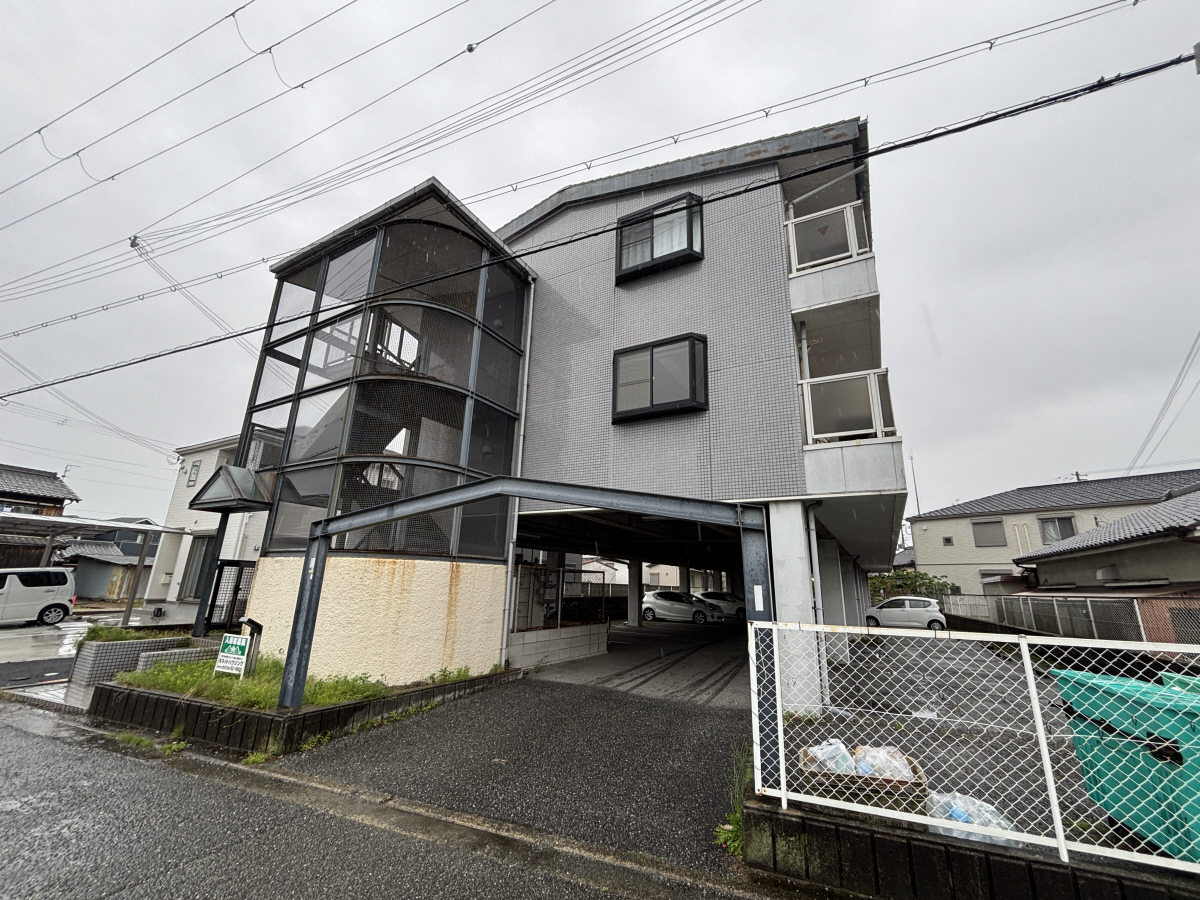 物件番号:1076732409 ペット（猫も）OK　オール電化で経済的　駐車場１台込みの賃料です