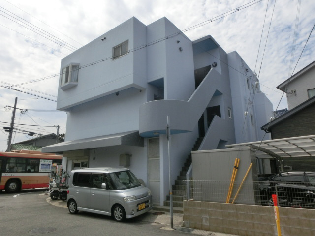 物件番号:1076745647 広々4SLDK　設備も充実　コンビニ・スーパー徒歩圏内　生活便利な立地です