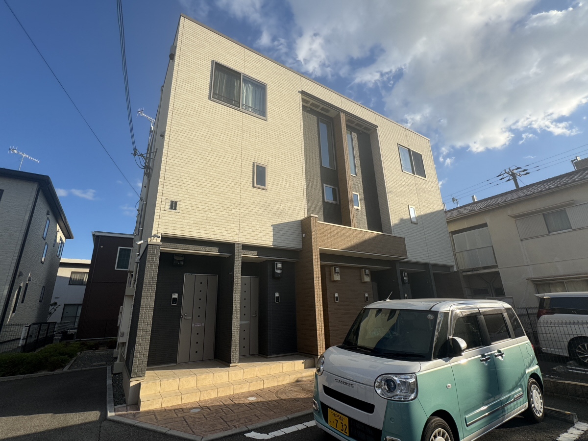 物件番号:1076727803 JR明石駅も徒歩圏内 設備充実の築浅 全室角部屋で日当り良好です