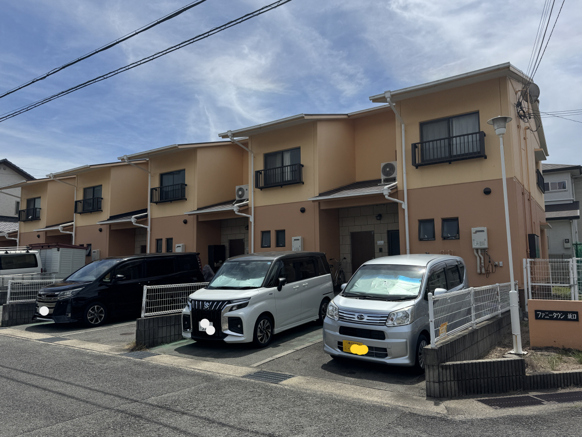 物件番号:1076727898 敷金・礼金0円キャンペーン 人気のメゾネットタイプ 駐車場1台込の賃料