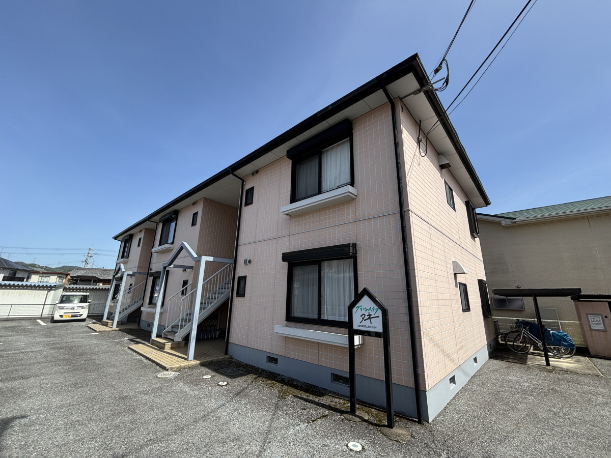 物件番号:1076728108 駅徒歩５分の立地　南向きで日当り良好　駐車場１台込の賃料です