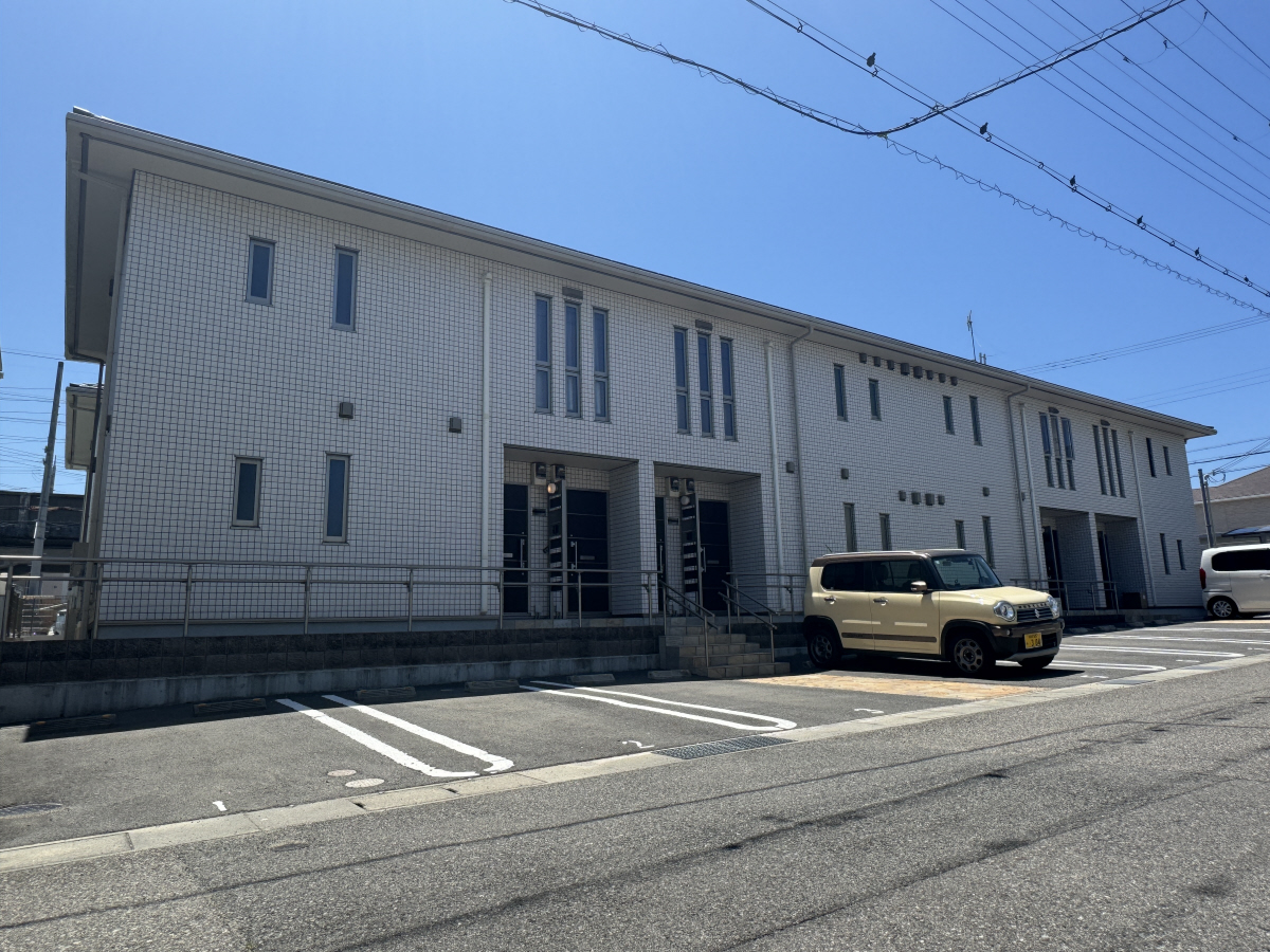 物件番号:1076728771 設備充実 広々お風呂の築浅ハイツ 猫ちゃんワンちゃんも一緒に住めます