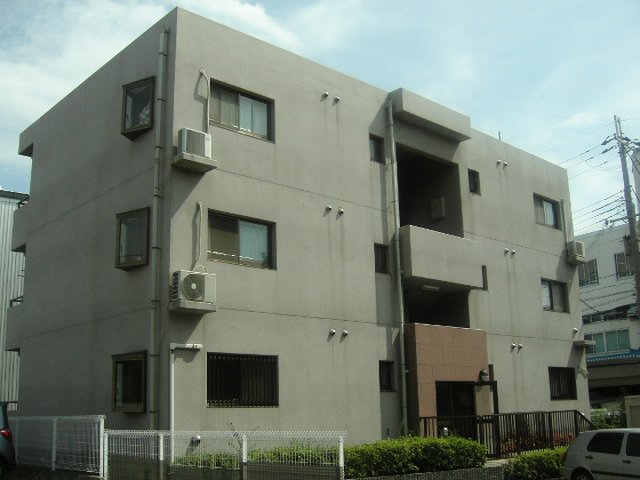 物件番号:1076710816 ペット(猫も)飼育OK 全戸角部屋 インターネット無料 駐車場1台込の賃料