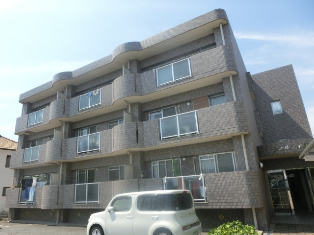 物件番号:1076725617 駐車場1台込みの賃料　周辺生活施設充実　林崎松江海岸駅徒歩4分