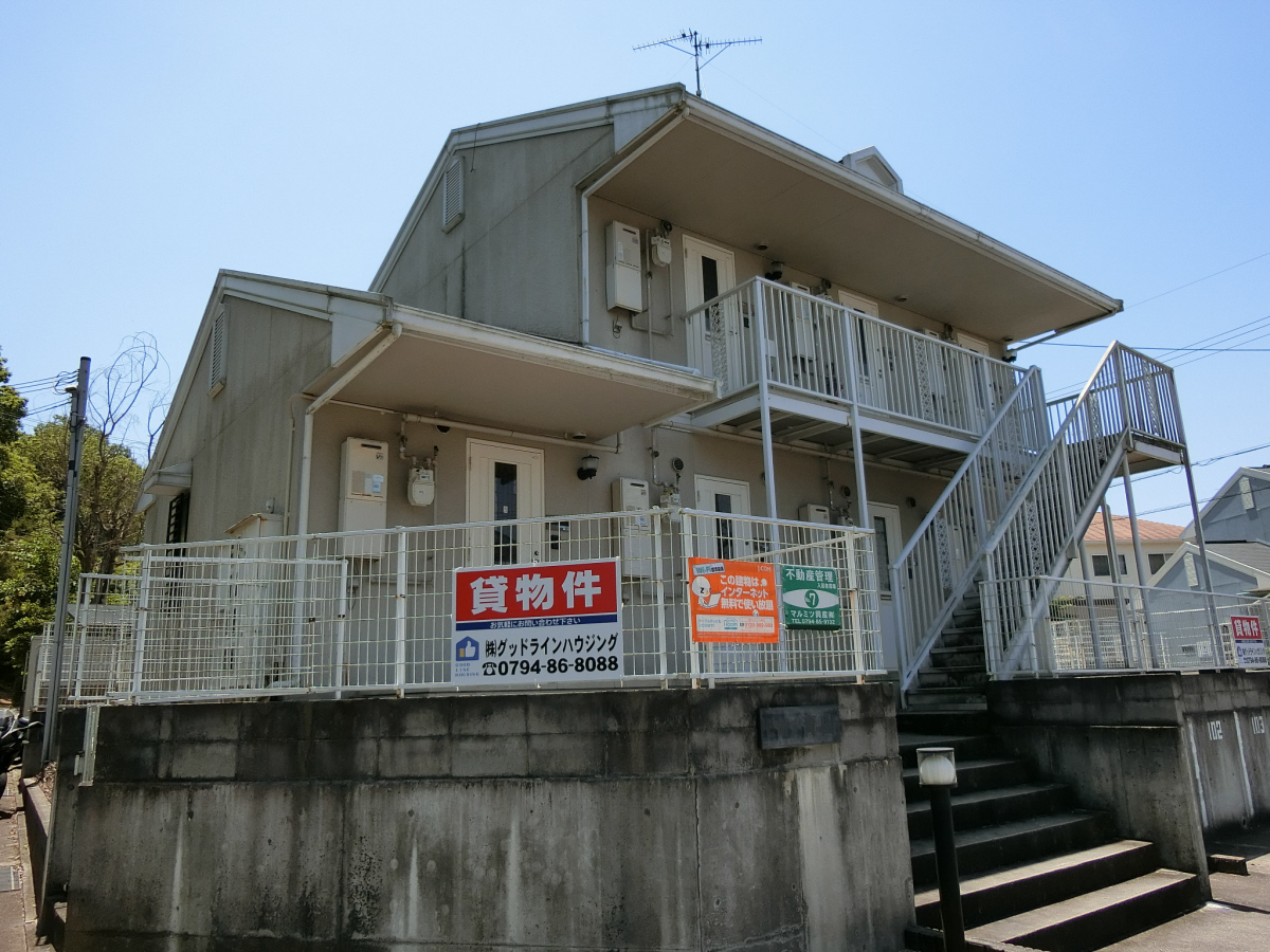 物件番号:1076736131 冷蔵庫・洗濯機・エアコン付き物件　商業施設豊富で生活べんりな立地です！
