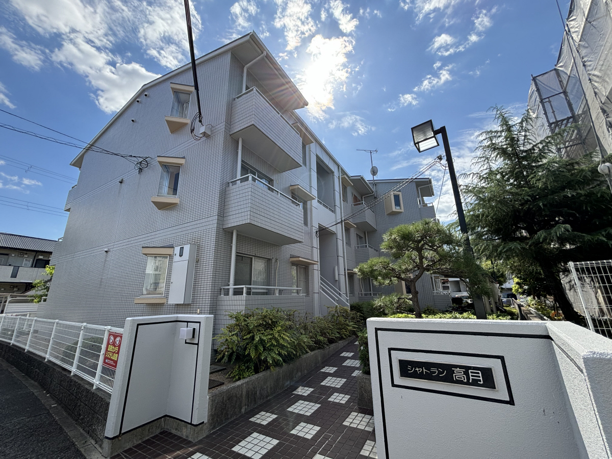 物件番号:1076744276 生活施設まで徒歩圏内　新婚さんにオススメ　日当り良好