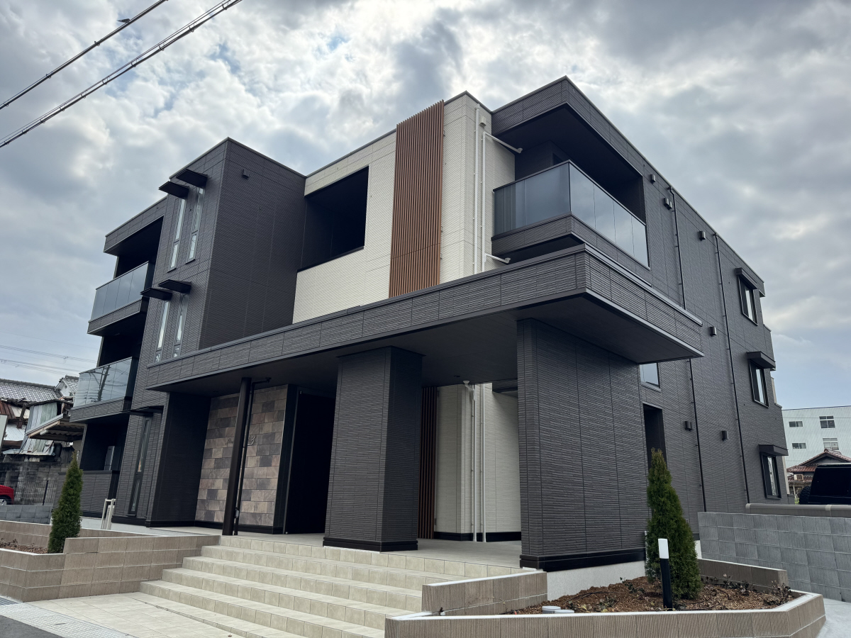 物件番号:1076744794 大手ハウスメーカー施工の新築ハイツ　ペット相談可　インターネット無料です